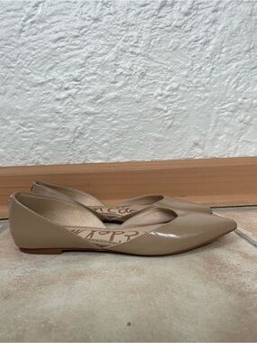 Sam Eldeman Rodney D’Orsat leather beige nude pointy toe flats; size 7.5
